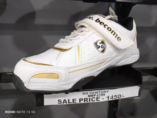 SG CENTURY CRICKET SHOE